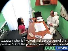 La xxx casero latino enfermera trata al médico y lo hace irse.