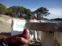 Este videos eroticos latinos es el strapon negro de la polla de Magalyaes y el amigo blanco golpeando el cristal.