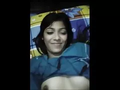 Una mujer hermosa, un porno hentai audio latino regalo de su marido pervertido.