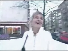A la vieja policía le encanta cuando un chico trata con videos pornos en español latino su garganta profunda.